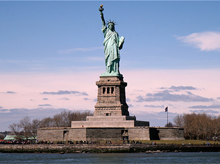 国庆首日九寨沟游客仅8千 旅行社:去年挤怕了