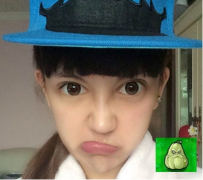 豌豆女神:大眼嘟嘴卖萌猖獗走红 网友说萌萌哒(图)